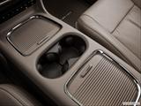  Cup holders photo